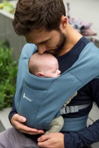 Porte-Bébés Ergobaby : Avis et Comparatif des 3 Meilleurs